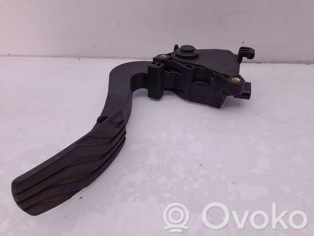 Gaspedal   180020000R