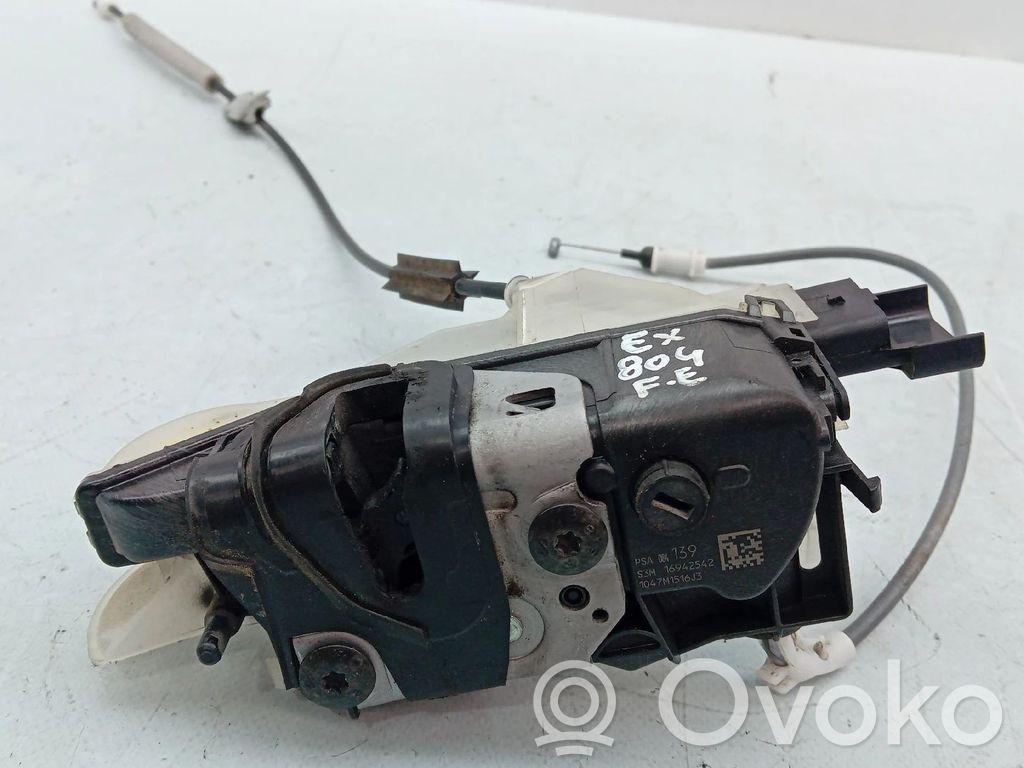 Serrure de porte avant   PSA084139