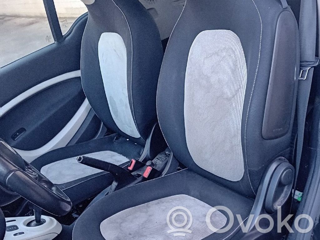 Asiento delantero del pasajero