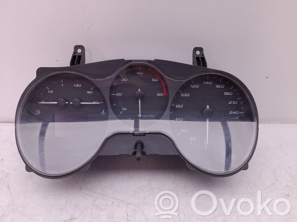 Seat Altea XL Geschwindigkeitsmesser Cockpit
