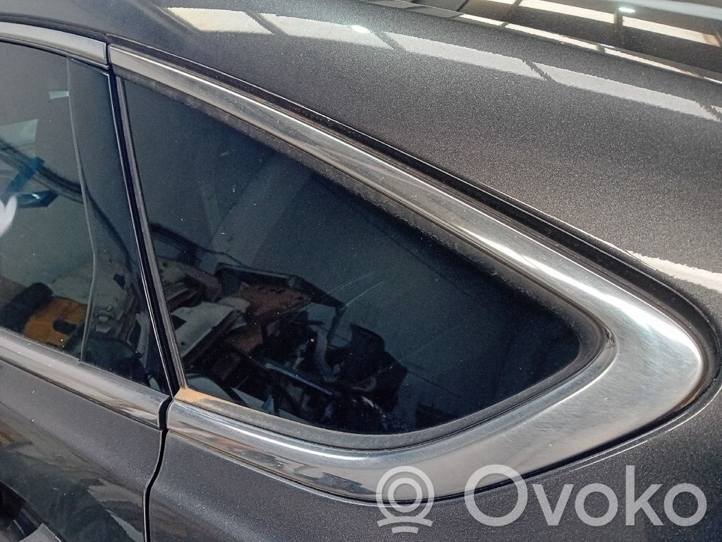 Ford Mondeo MK V Takasivuikkuna/-lasi