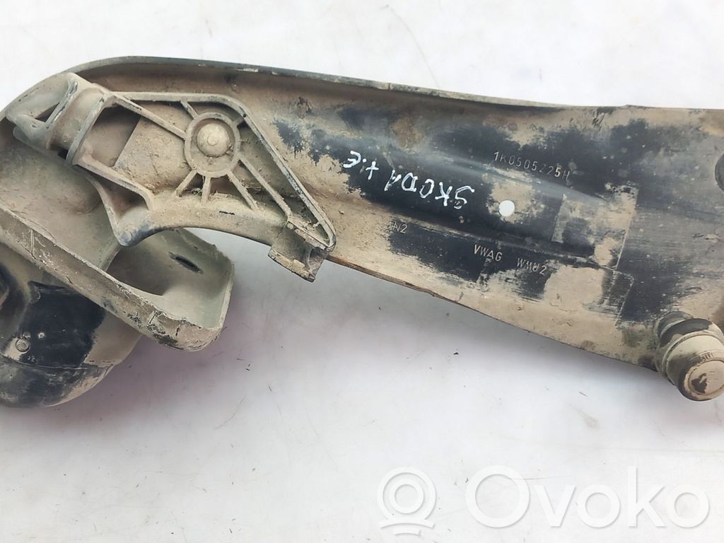 Skoda Octavia Mk1 (1U) Braccio di controllo sospensione posteriore 