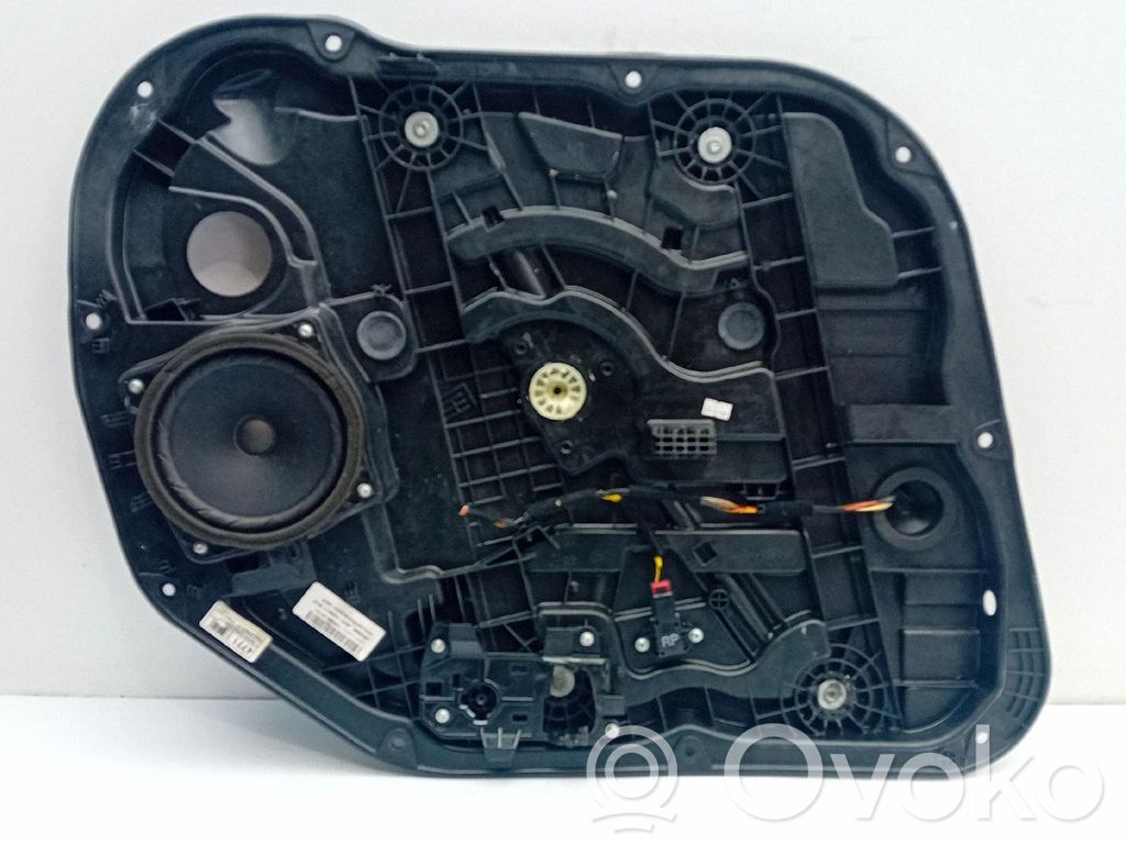 KIA Carens III Macara geam față fără motor 