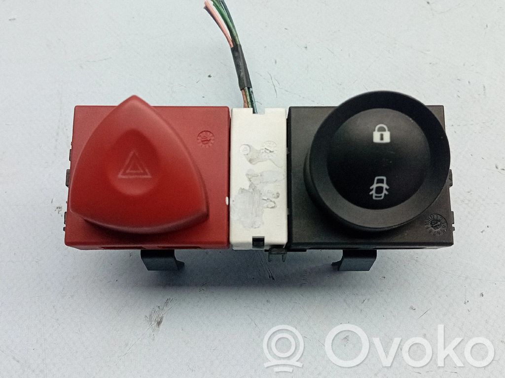Renault Megane II Schalter Warnblinkanlage