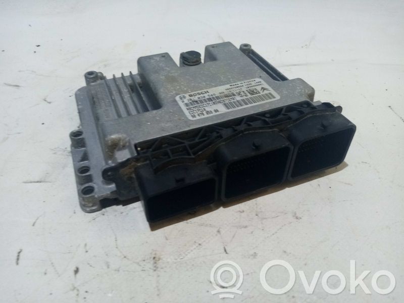 Motorsteuergerät/-modul   9807885980,BOSCH0281030546