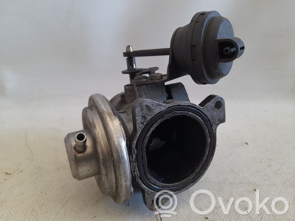 Válvula EGR   038129637B