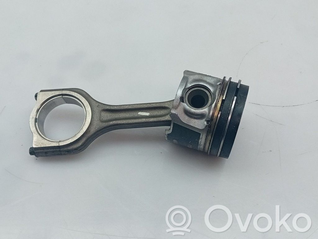 Piston   75L118