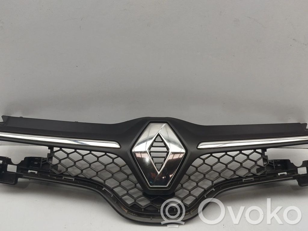Renault Twingo III Rejilla delantera 
