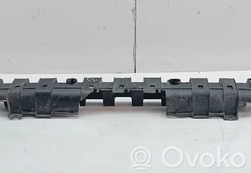 Mercedes-Benz Vito Viano W639 Support de pare-chocs arrière