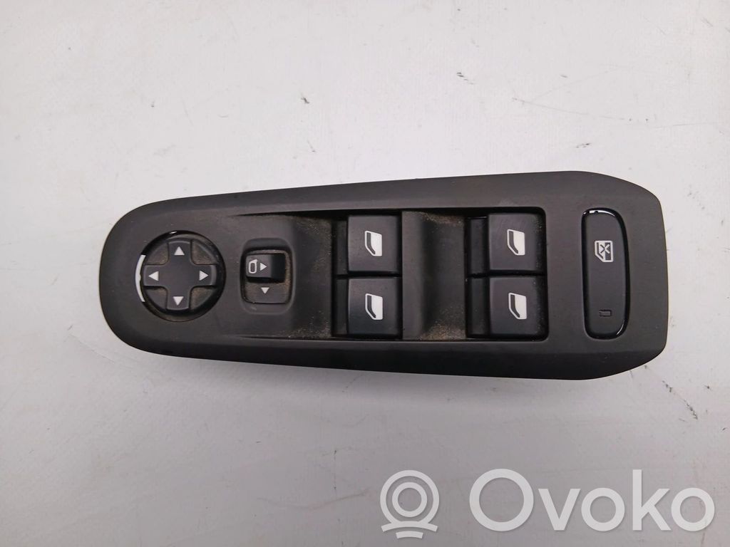 Interruptor del elevalunas eléctrico   98319761ZD