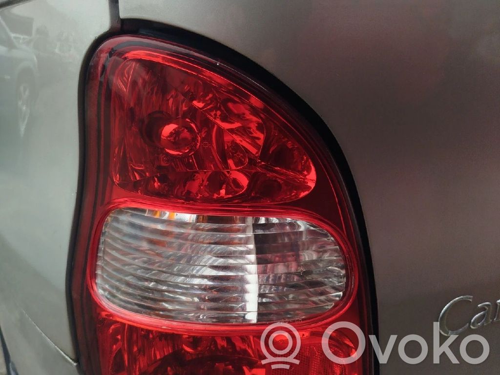 KIA Carnival Feux arrière sur hayon