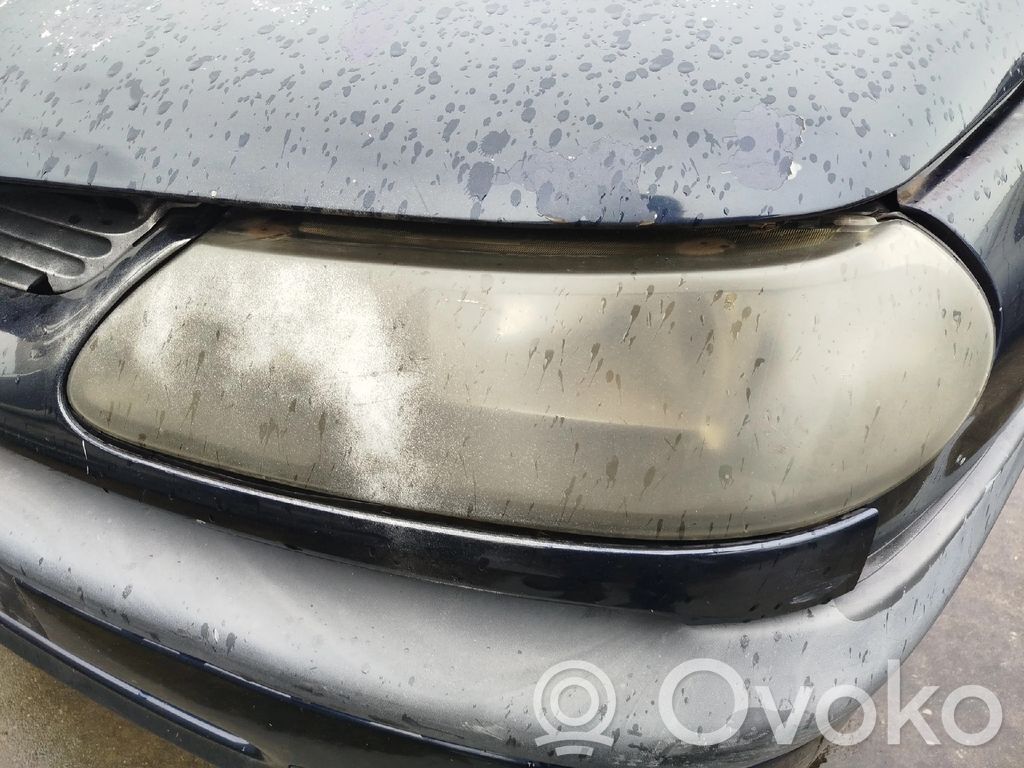 Renault Laguna I Far 