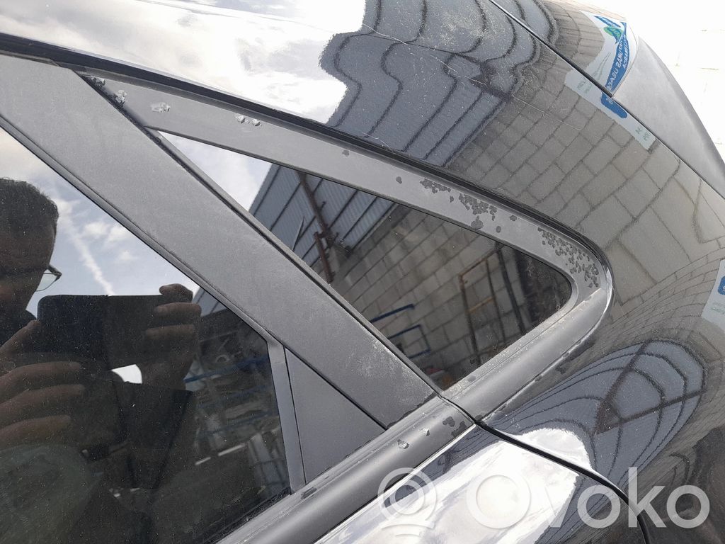 Ford Puma Takasivuikkuna/-lasi