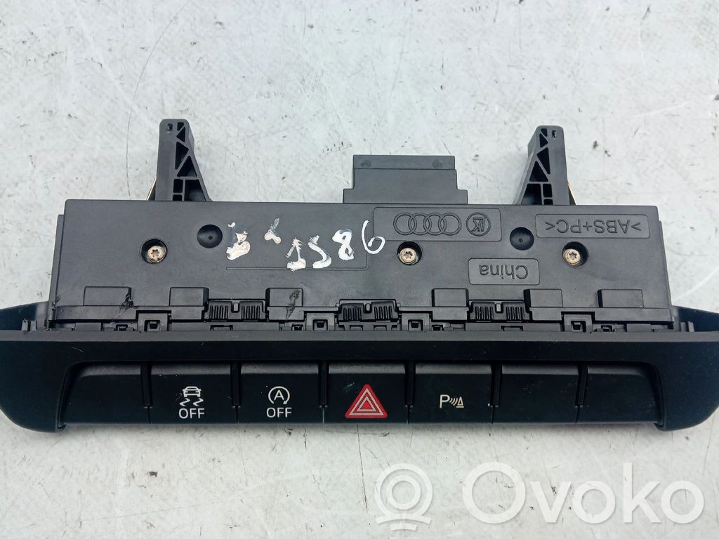 Botón interruptor de luz de peligro   82A925301AA