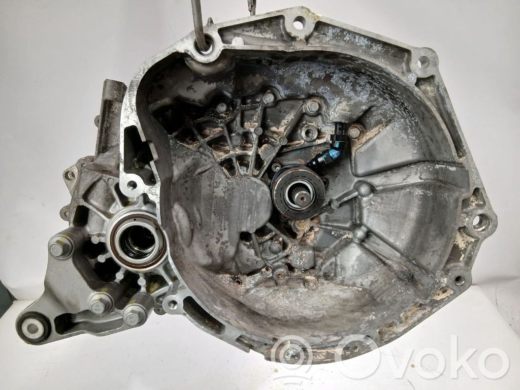 MG ZS Manualna 5-biegowa skrzynia biegów 