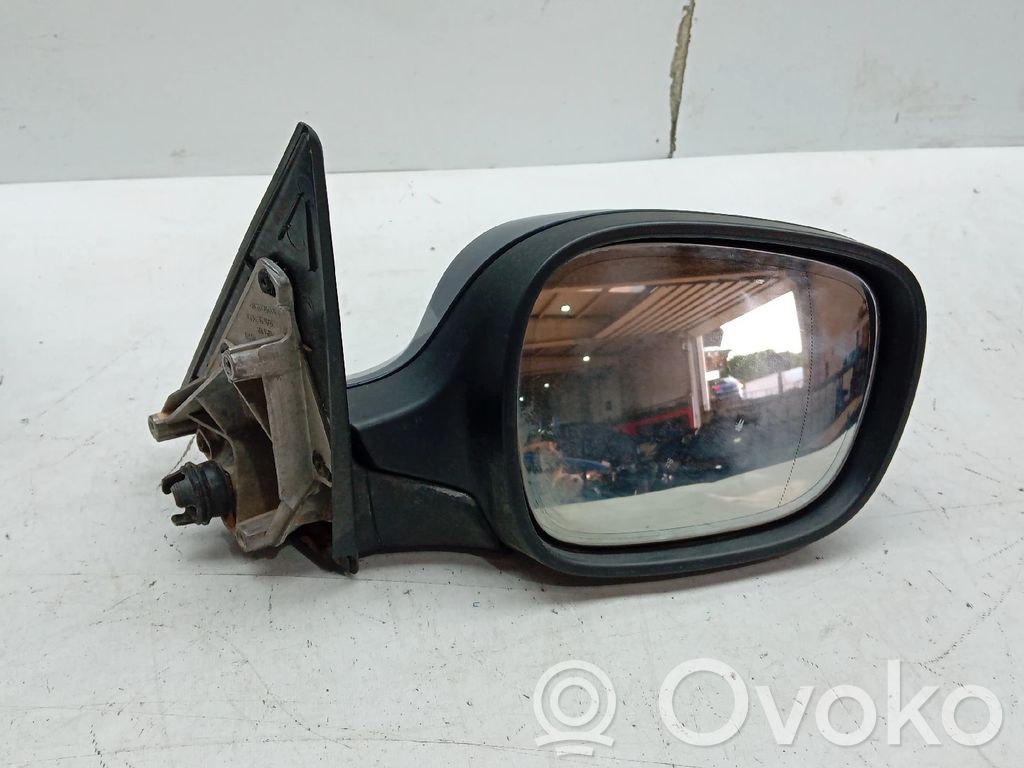 BMW X1 E84 Etuoven sähköinen sivupeili 