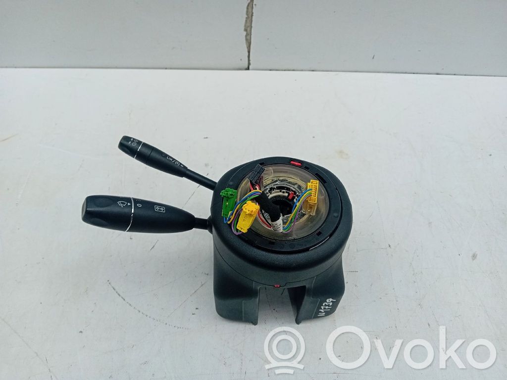 Mercedes-Benz E C207 W207 Innesco anello di contatto dell’airbag (anello SRS) 
