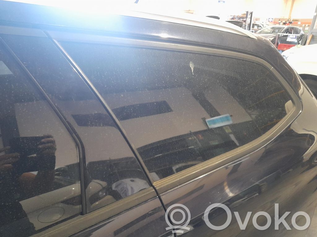 Peugeot 308 Geam lateral spate 