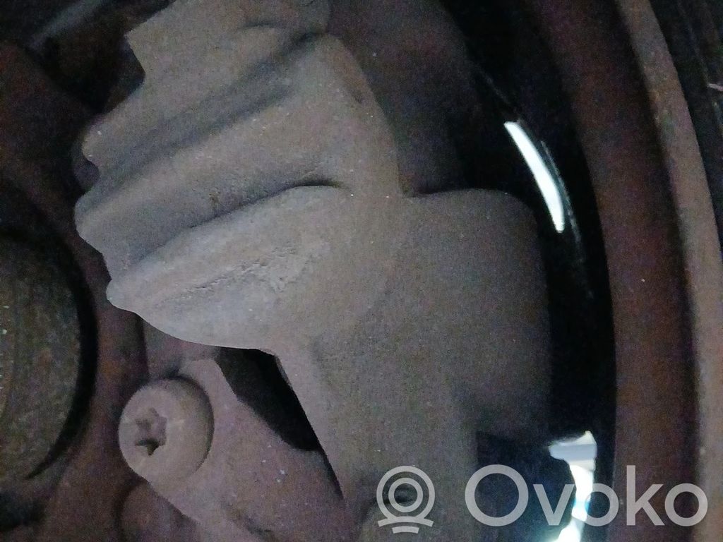 Peugeot 207 Etujarrusatula