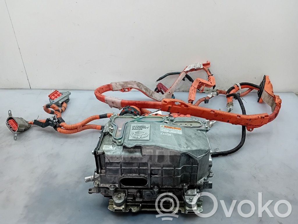 Inversor/convertidor de voltaje   G920052033