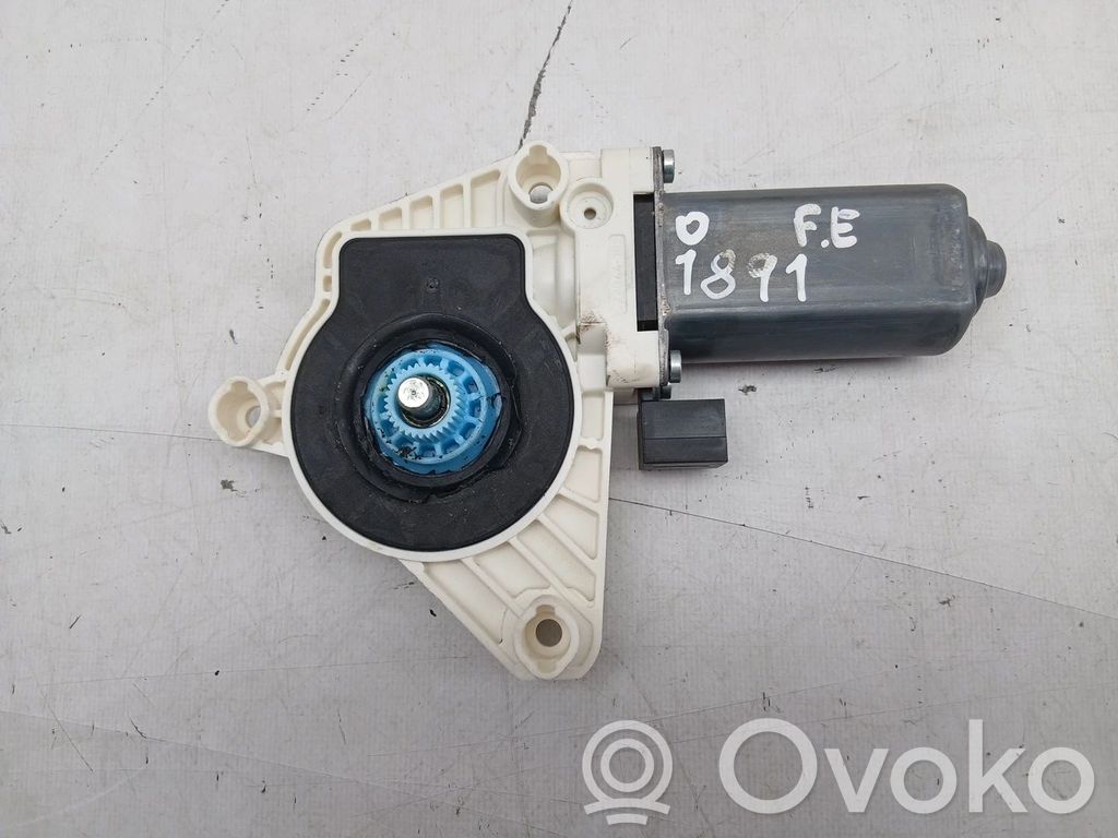 Volkswagen Golf VII Motorino alzacristalli della portiera anteriore