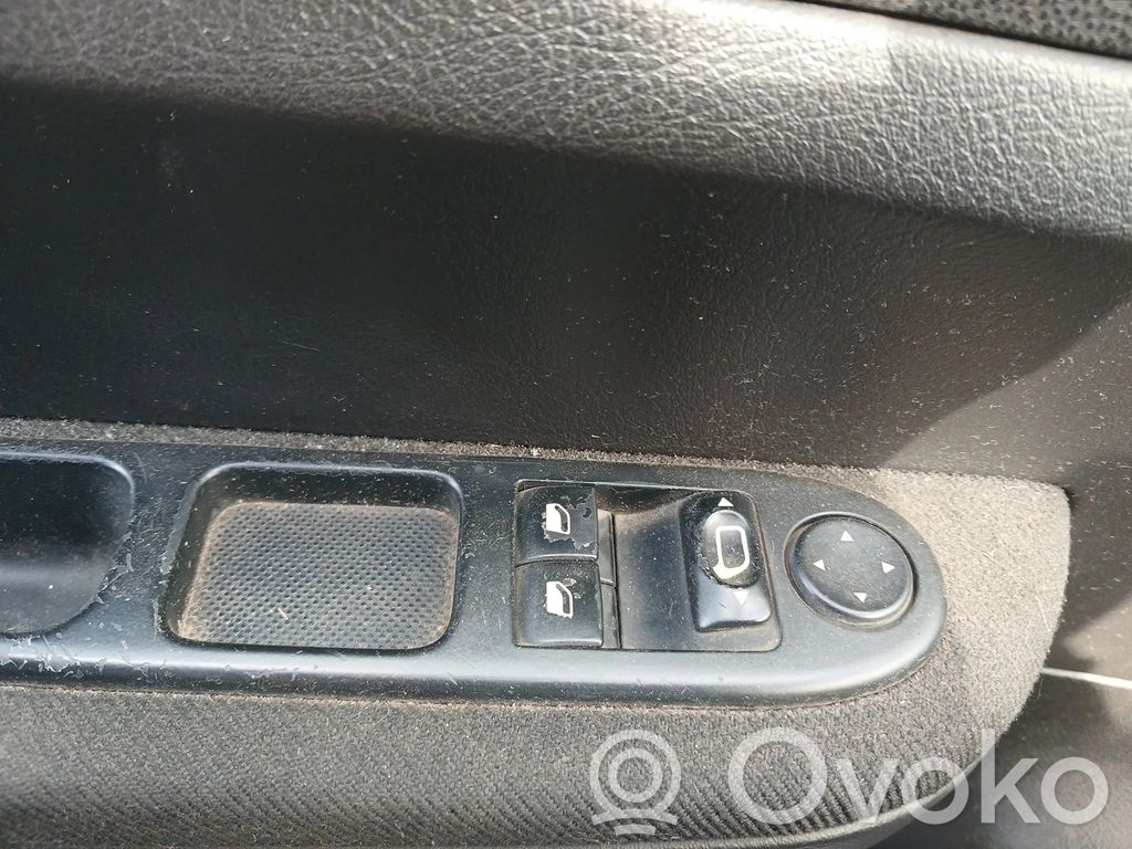 Peugeot 307 Interruttore di controllo dell’alzacristalli elettrico