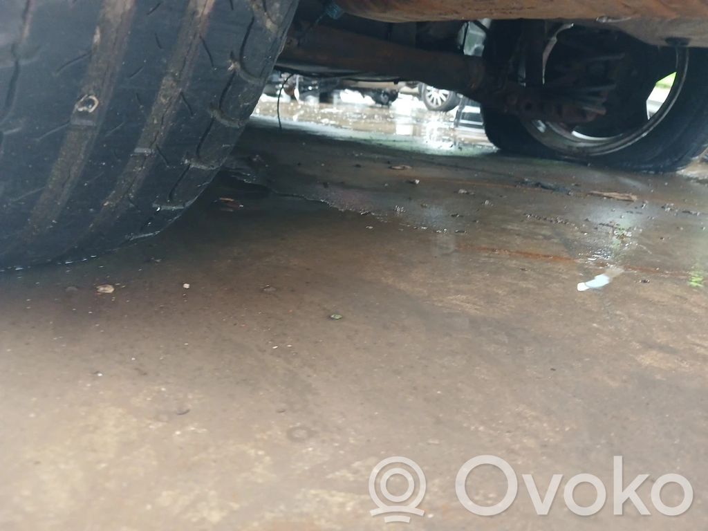 Opel Astra G Taka-akselin palkki 