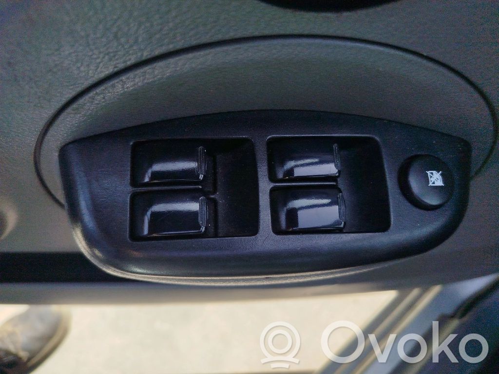 Interruptor del elevalunas eléctrico