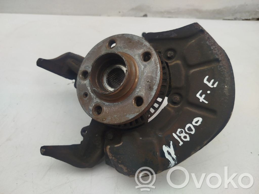 Volkswagen Golf IV Achsschenkel vorne