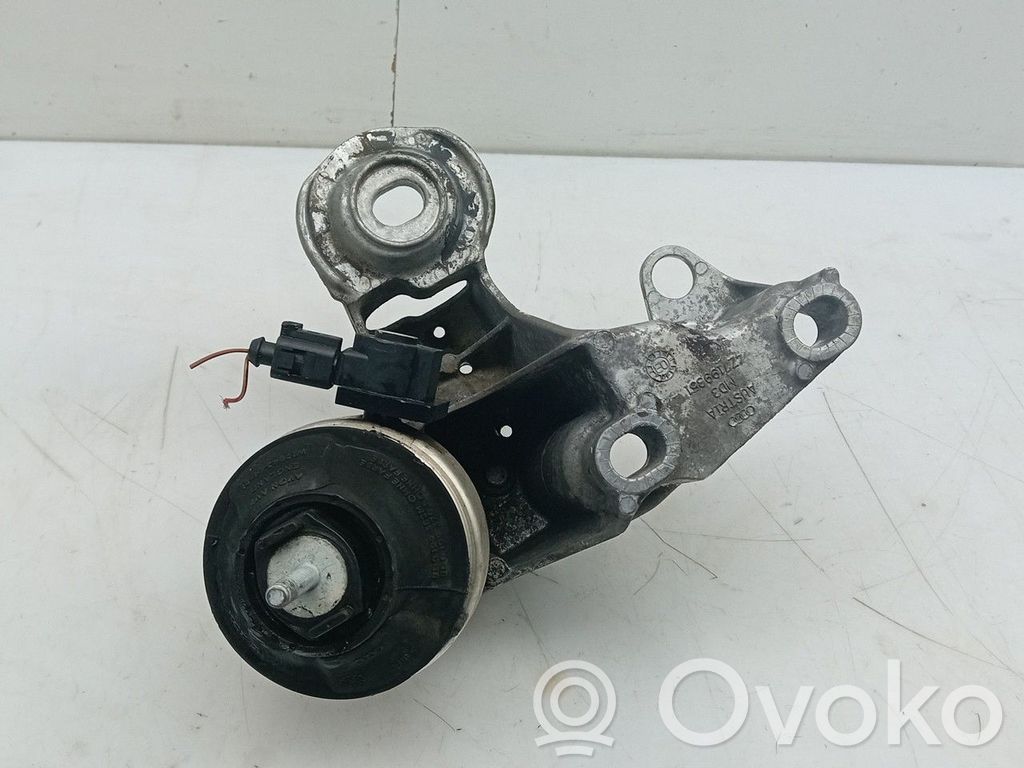 Engine mount bracket   4Z7199351
