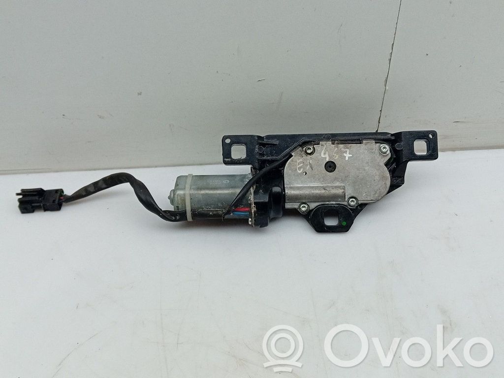 Tailgate exterior lock   489051060