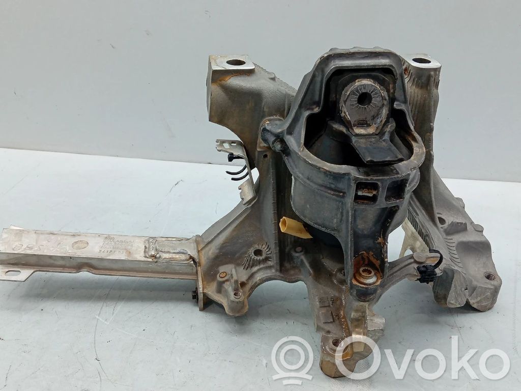 Engine mount bracket   8B3399296,8B3199372BQ