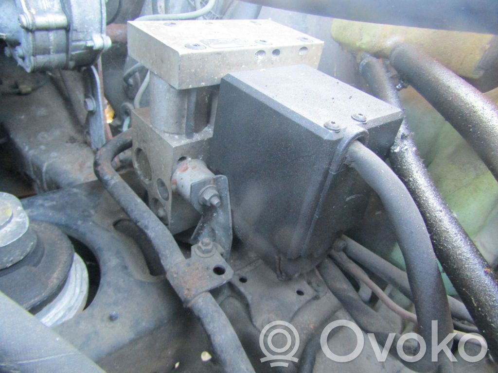 Audi 100 S4 C4 Bomba de ABS 