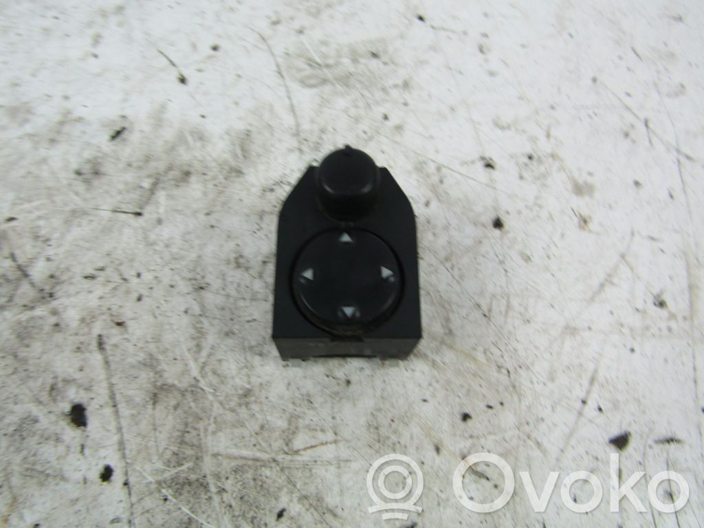 Audi A4 S4 B5 8D Wing mirror switch 