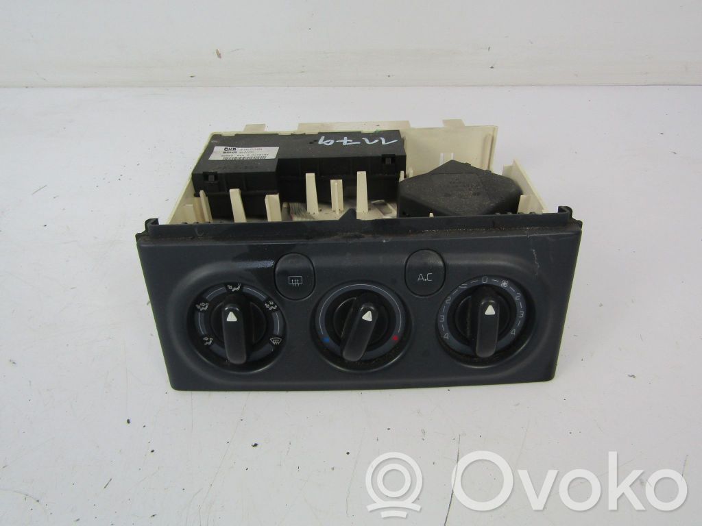 Renault Laguna I Air conditioning/heating control unit 