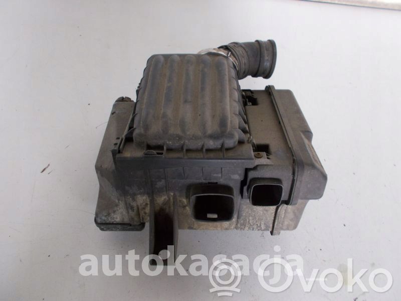 Opel Corsa B Air filter box 