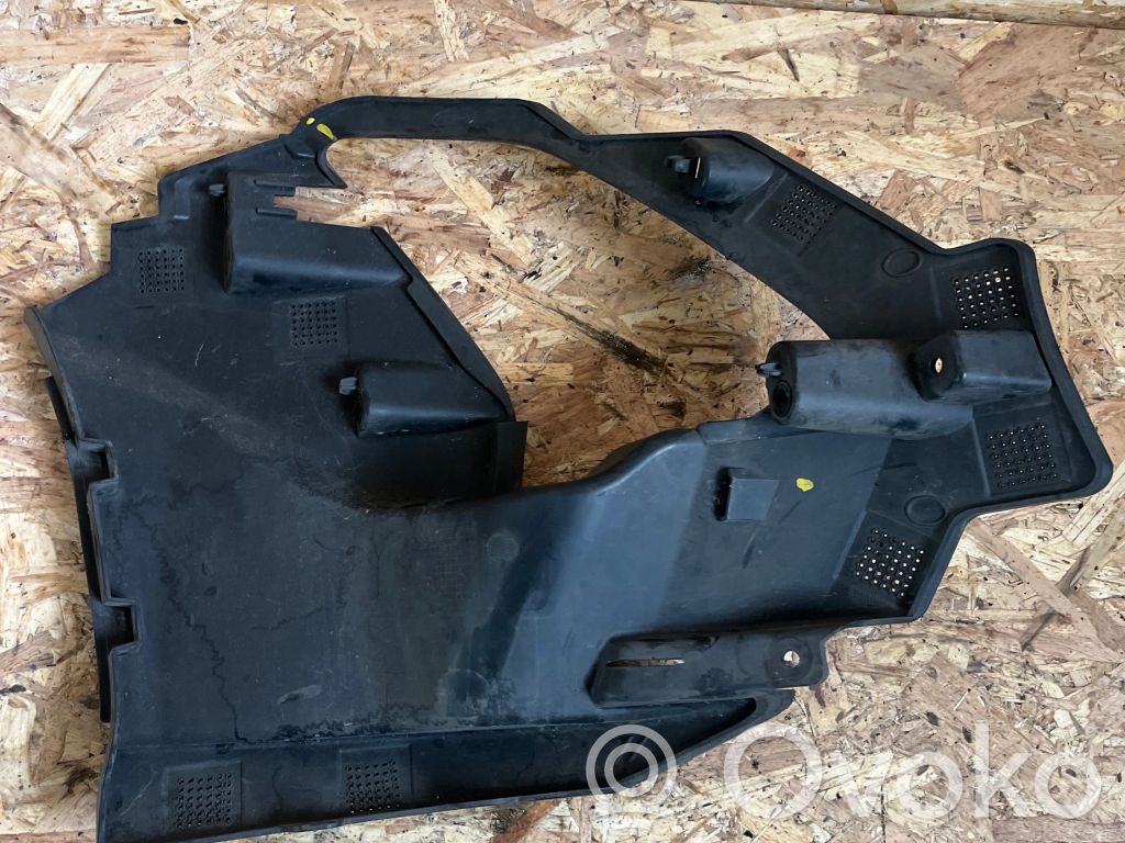 Ford Focus Fog light bracket 