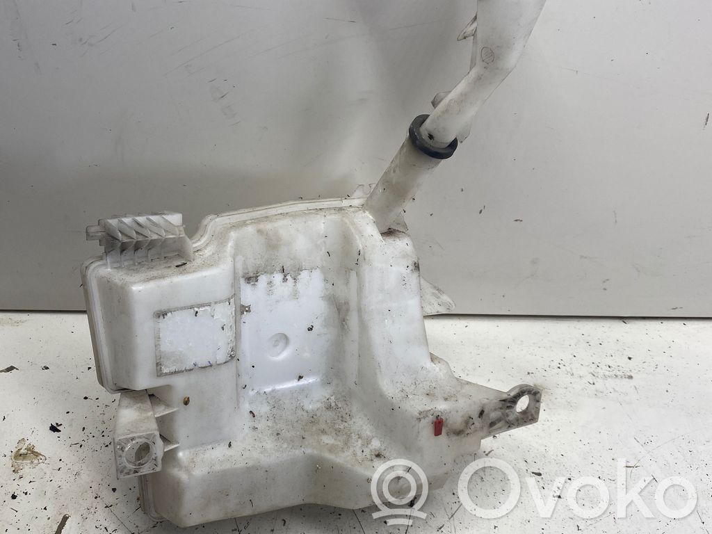 Zbiornik płynu do spryskiwaczy szyby przedniej / czołowej   BV6117B613C,BV6117B613E,BV6117B613D,AV6113K175C