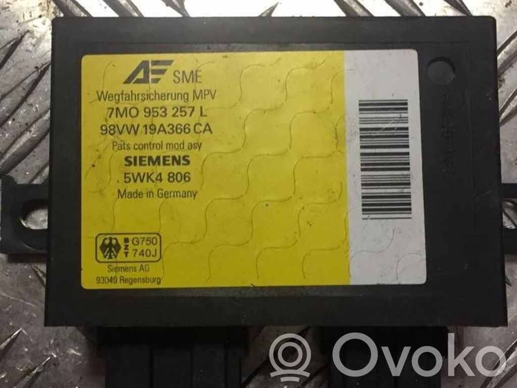 Immobilizer control unit/module   7M0953257L