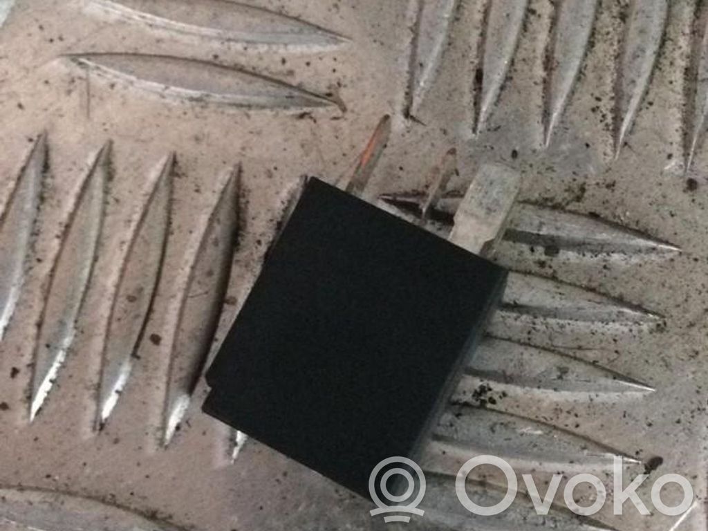 Kita rėlė   6G9T14B192B