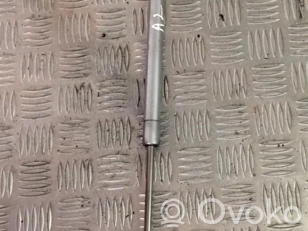 Audi A2 Tailgate/trunk strut/damper 