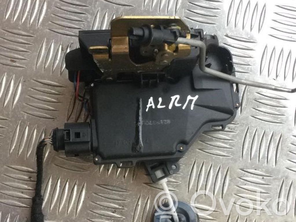 Front door lock   2523515
