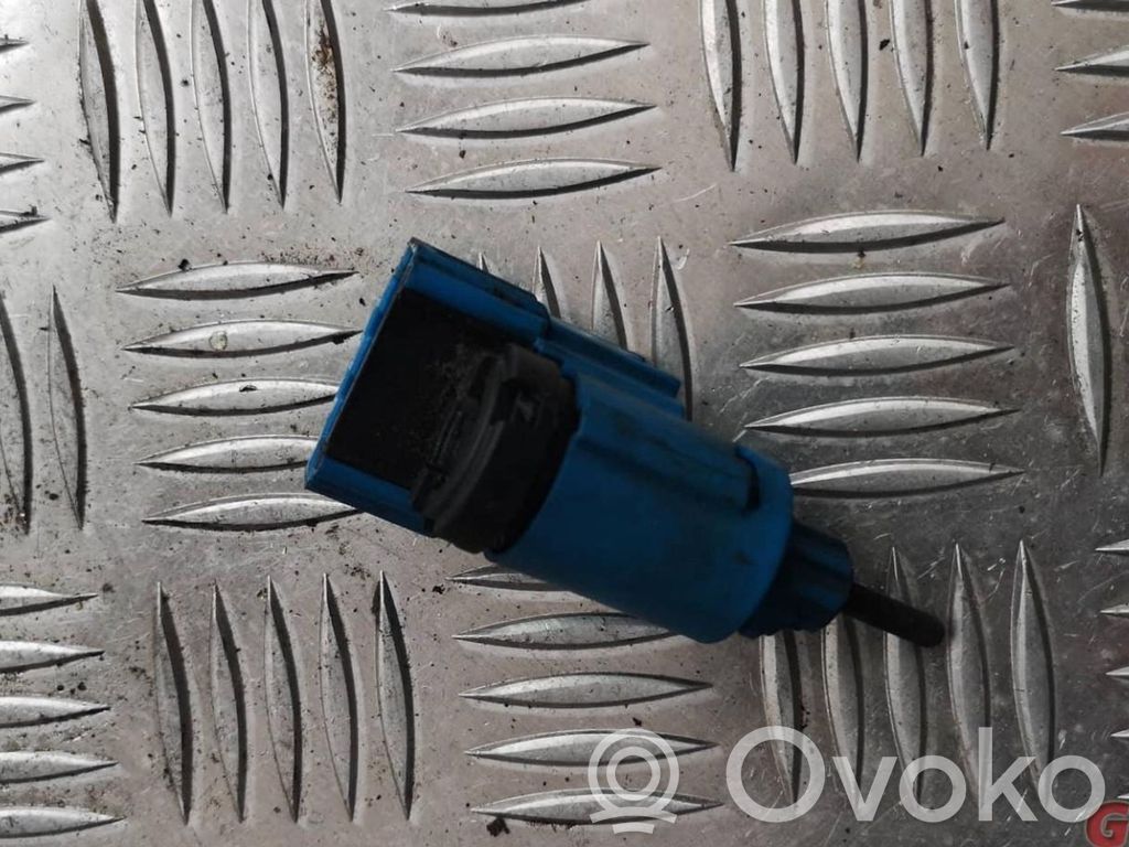 Brake pedal sensor switch   1J0927189E
