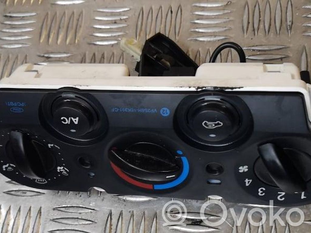 Ford Fiesta Climate control unit 