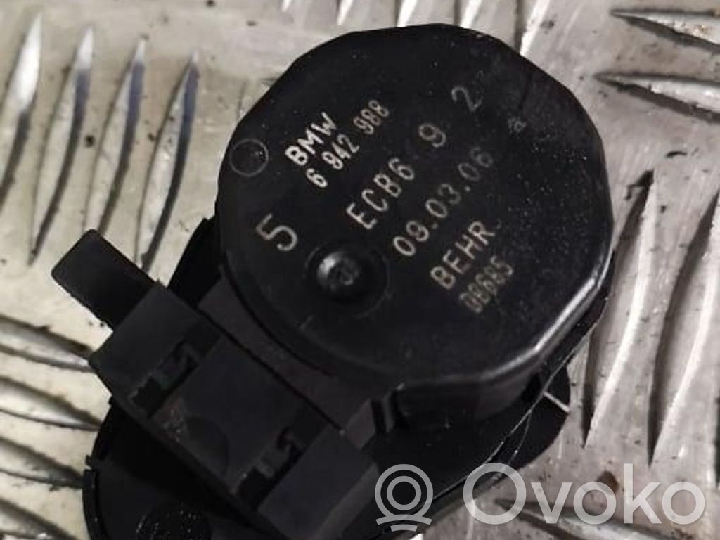Oro sklendės varikliukas   6942988