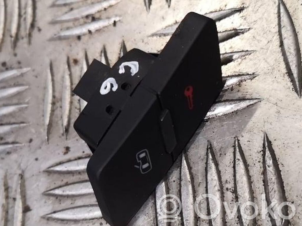 Audi A6 S6 C6 4F Central locking switch button 