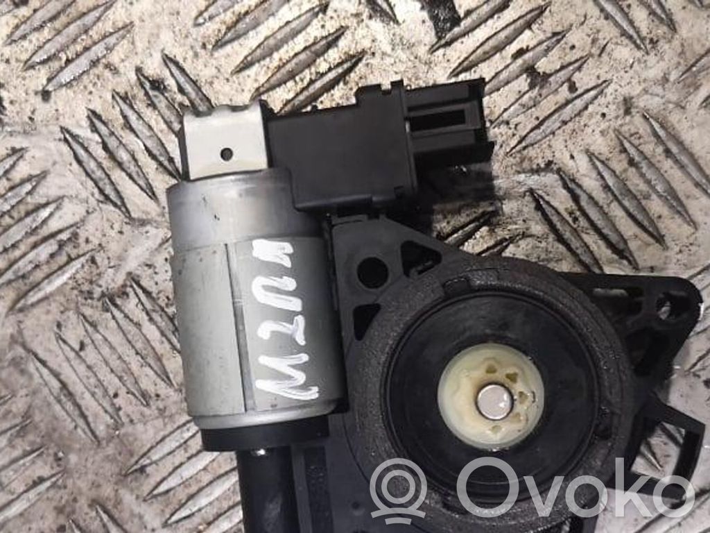 Front door window regulator motor   TD774302