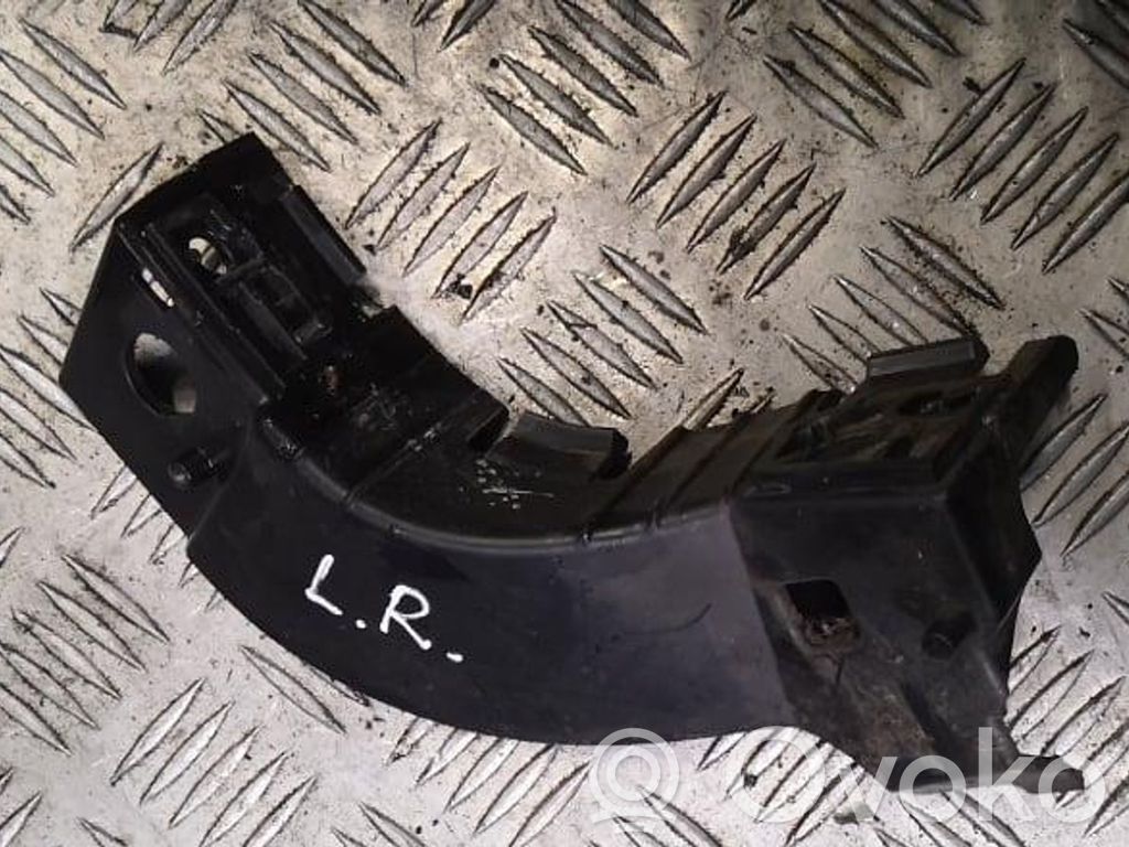 Front bumper mounting bracket   6H5216F073AE