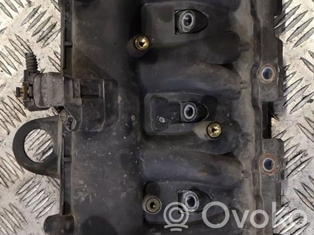 Opel Astra H Intake manifold 