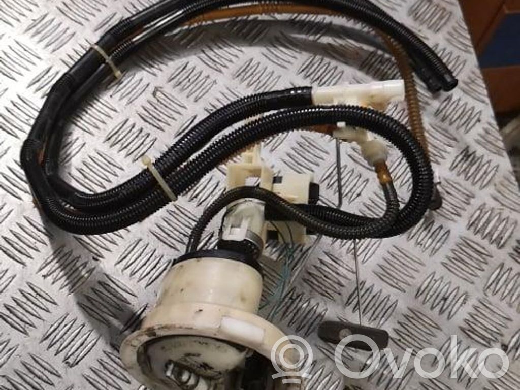 BMW 1 E81 E87 Fuel level sensor 